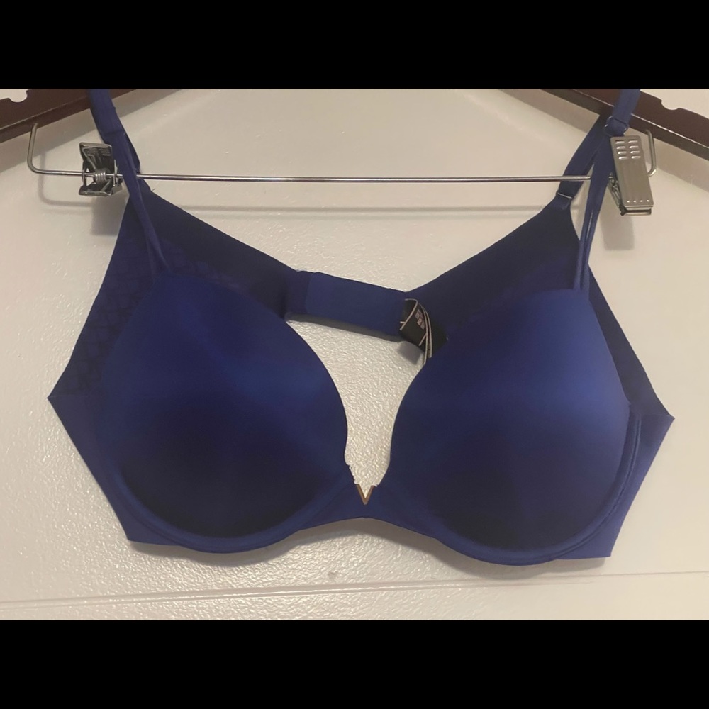 Very Sexy Blue Victoria’s Secret Push-up Bra